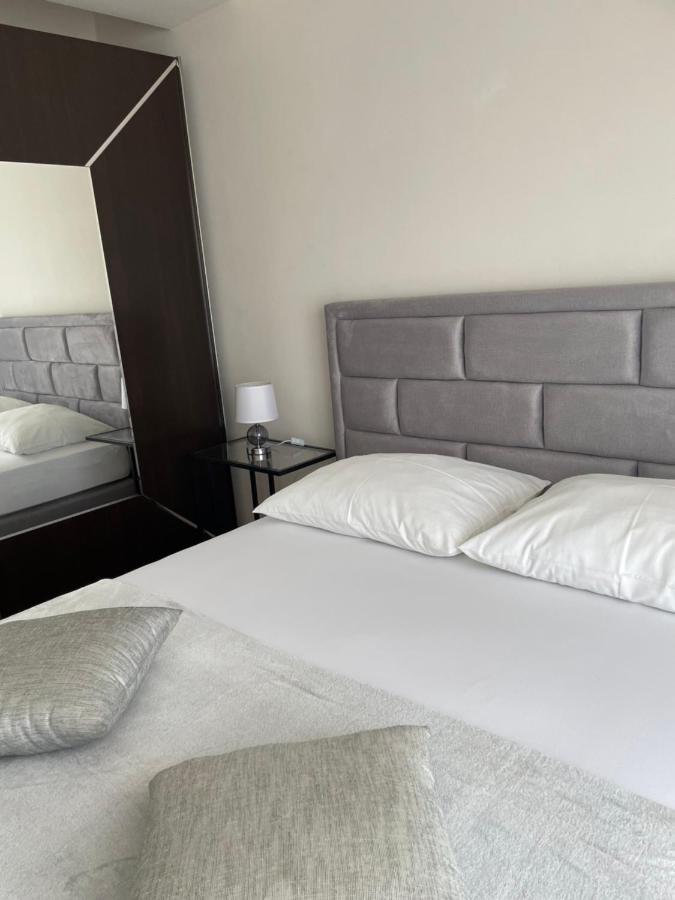 Apartments Vip Spalato Esterno foto